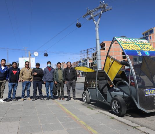 Vehículos fabricados por estudiantes de la UPEA usarán baterías de litio con miras a participar en el Rally Solar 2025