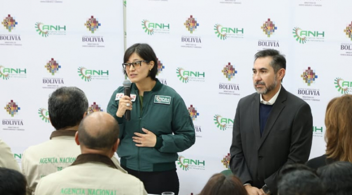 b_55007_directora-de-la-anh-dice-que-bolivia-vivio-una-mentira-en-cuanto-a-hidrocarburos-1