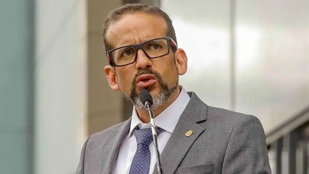 camacho-cedio-competencias-autonomicas-un-convenio-con-ende-genera-polemica