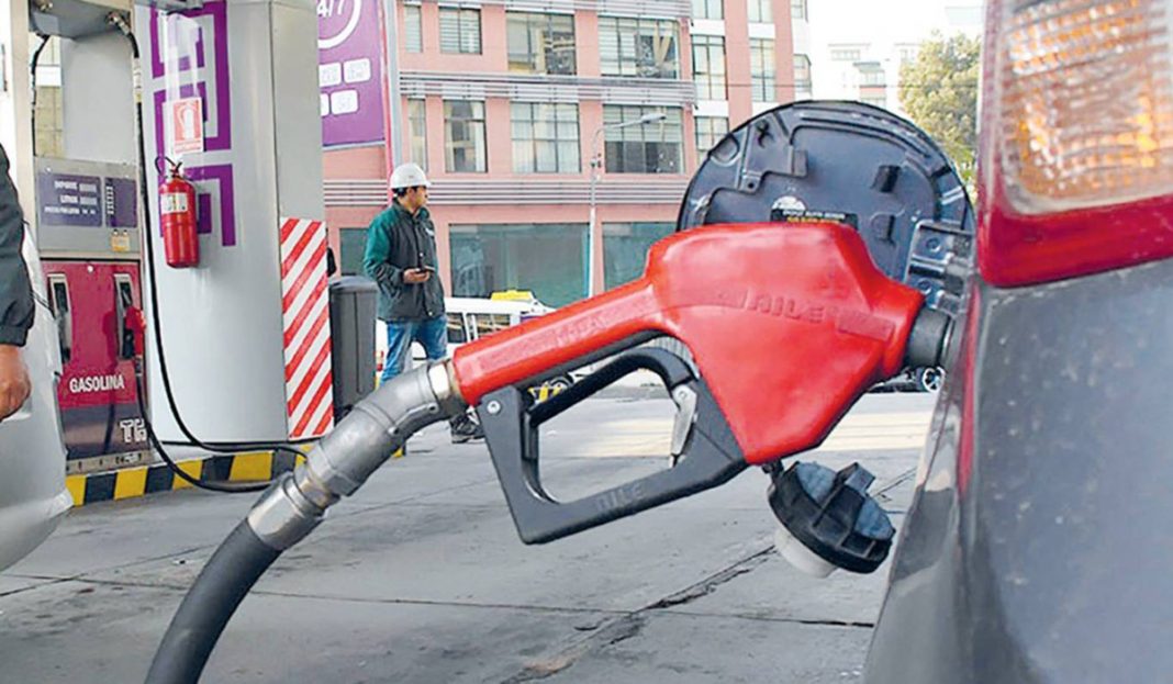 ministro-afirma-que-demanda-por-diesel-cayo-en-el-pais-en-30-y-esto-influira-en-el-contrabando-2025-12-22