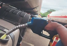 Empresarios garantizan combustibles y piden reglas claras tras fin del subsidio
