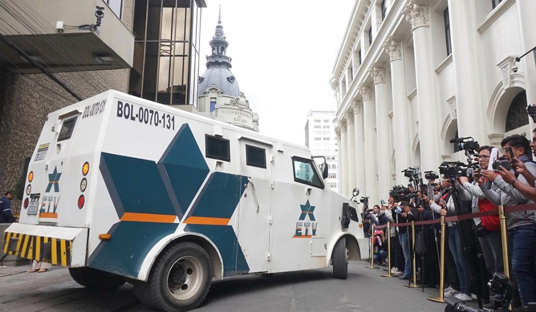 destinan-48-millones-para-devolver-los-dolares-a-770-mil-ahorristas-2026-01-26
