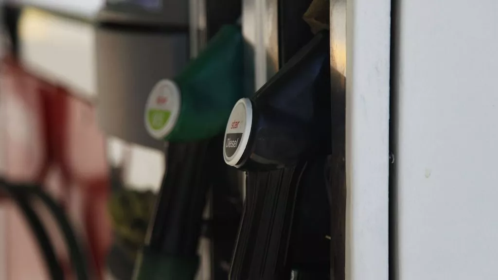 www.elboletin.com_fotos_1_146940_gasolinera2