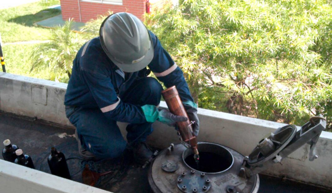 ypfb-asegura-que-controla-la-calidad-del-combustible-que-se-comercializa