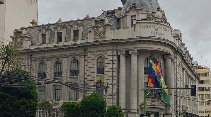 b_57567_lara-anuncia-lucha-contra-decreto-que-restringe-su-poder-en-la-alp-hay-posturas-divididas-1