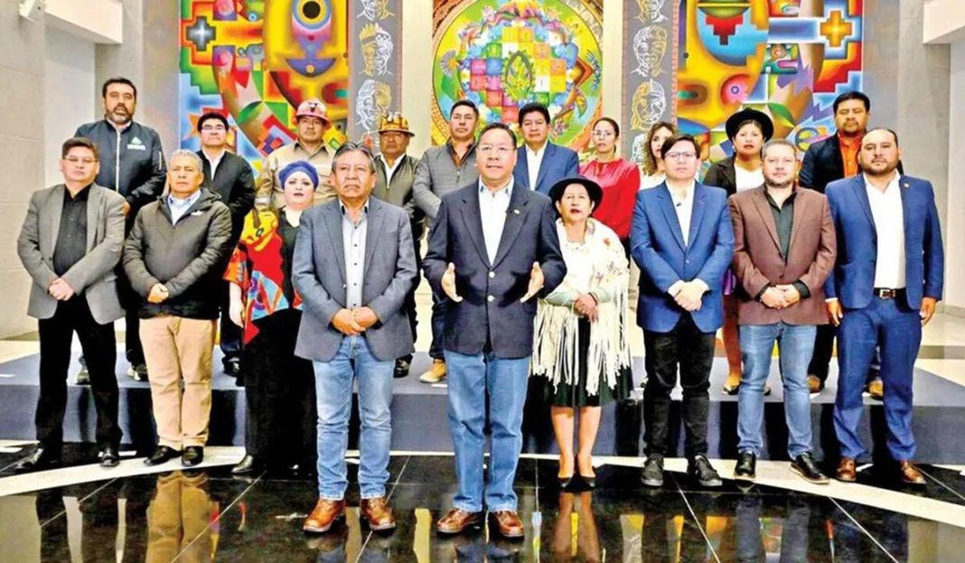 diputados-aprueba-ley-que-amplia-de-tres-a-seis-meses-el-arraigo-para-exautoridades-2026-02-05