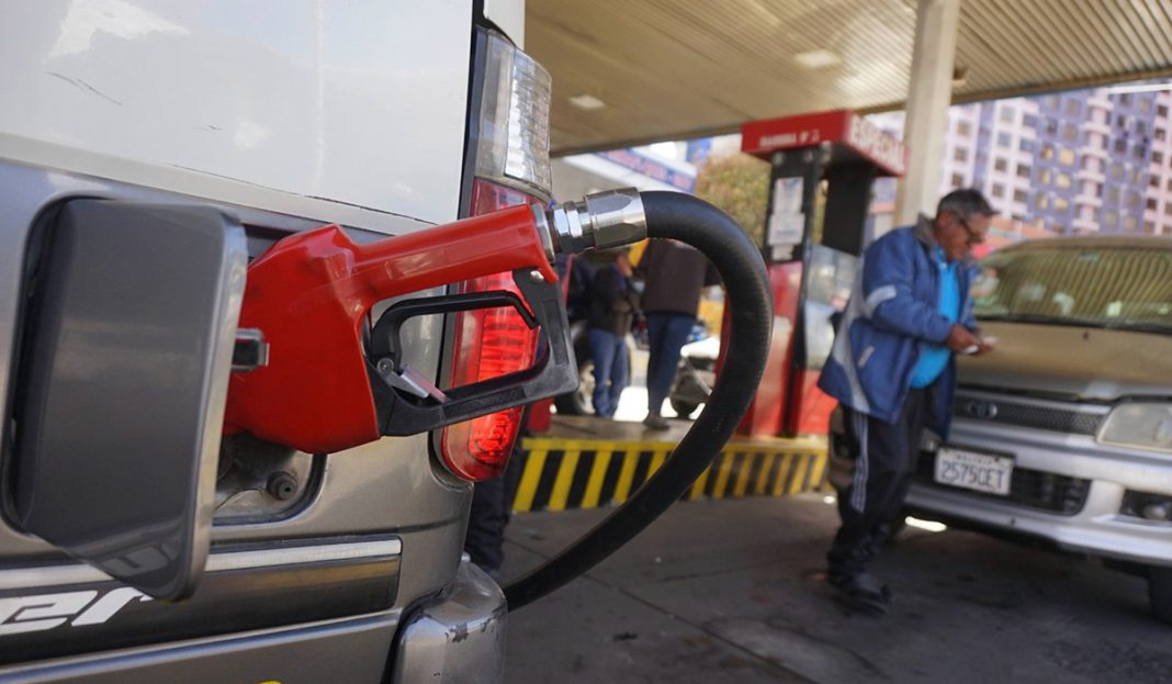 mediante-firma-digital-paz-promulga-decreto-que-elimina-el-iva-para-la-importacion-de-combustibles-31-01-2026