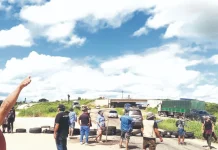 Portachuelo reactiva el bloqueo indefinido