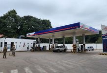 Cruzar la frontera por combustible: la crisis de la gasolina empuja a usuarios a Argentina