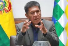 Trabajo define analizar el pliego petitorio de la COB en reunión tripartita Gobierno-empresarios-trabajadores