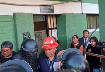 Toma del Ministerio: Liberan a los fabriles