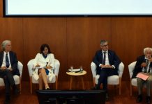 CAF impulsa en Bolivia un debate regional sobre economía popular e informalidad