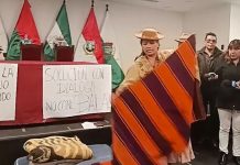 Senadora del PDC instala huelga de hambre