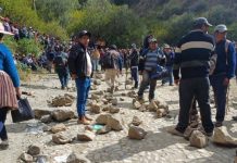 Denuncian multas y amenazas para obligar a comunarios de Cocapata a sumarse a bloqueos