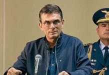 Paz llama a una “tregua” y pide “madurez democrática” tras un mes de conflictos