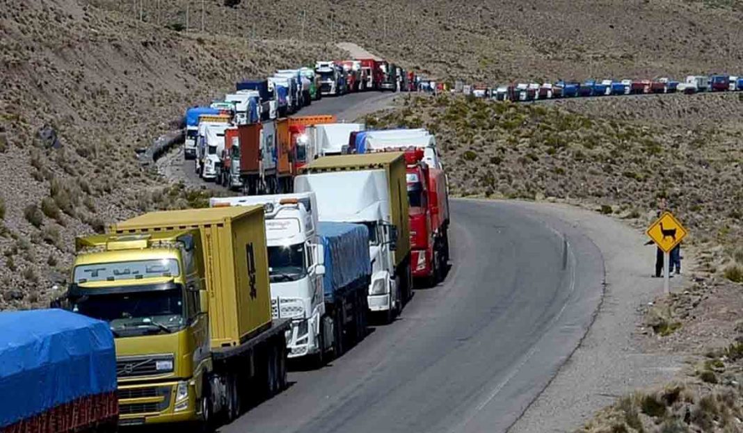 paralizan-al-transporte-pesado-95-de-los-camiones-esta-detenido-segun-el-sector-15-06-2026