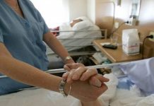 Denuncian la muerte de otros dos pacientes con cáncer a causa de los bloqueos