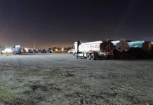YPFB abastece con más de un millón de litros de gasolina y más de 44.000 garrafas de GLP a La Paz y El Alto