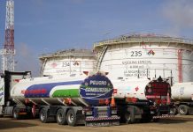YPFB: La Planta Senkata está despejada, pero 1.000 cisternas siguen varadas por bloqueos en rutas del país